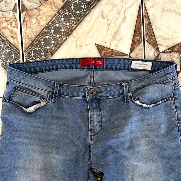 Guess Low Rise Straight Grace Fit US 32 - Picture 3 of 6